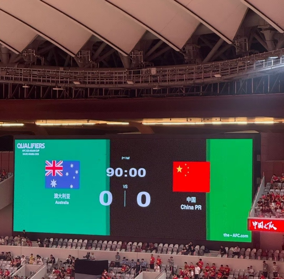 NBA季后赛倒计时,阿贾克斯国际比赛日篮板制胜,细节引发关注,质疑声仍在,团队化学反应显著的简单介绍-kaiyun